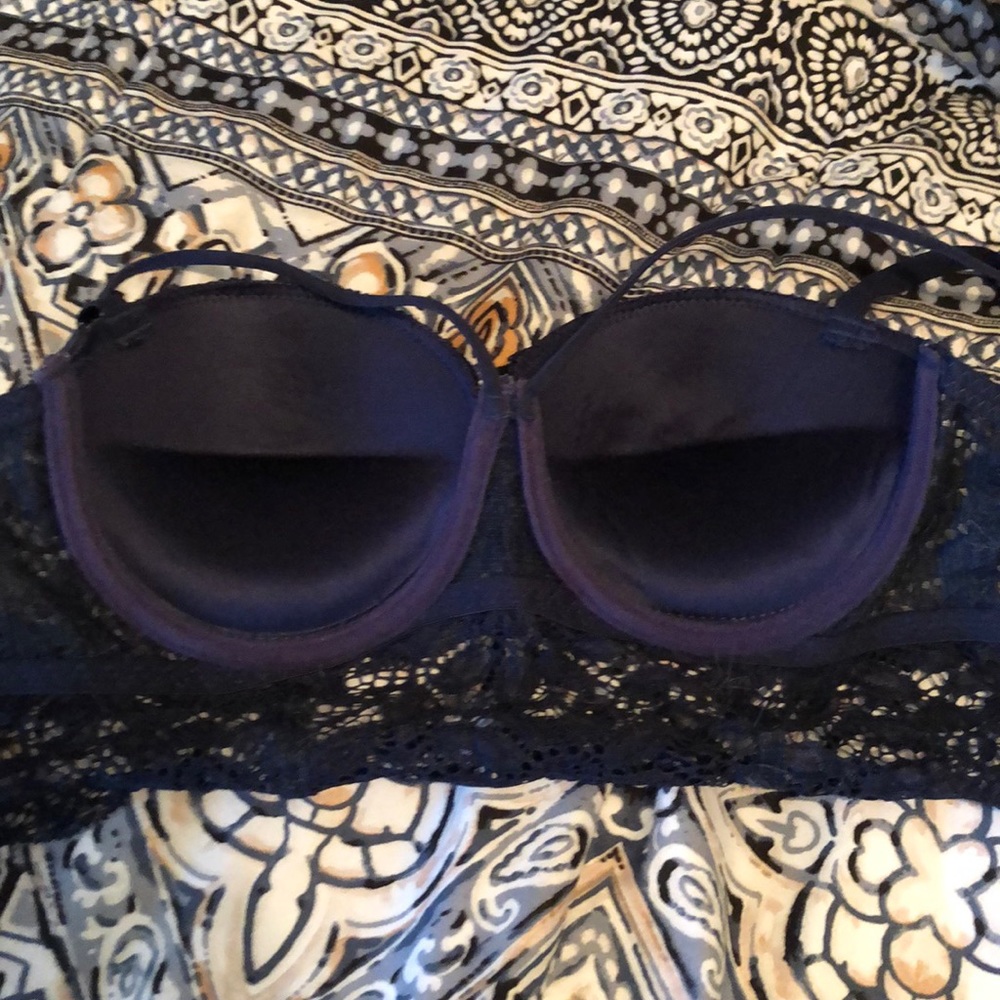 Lace Bra - Picture 3 of 5